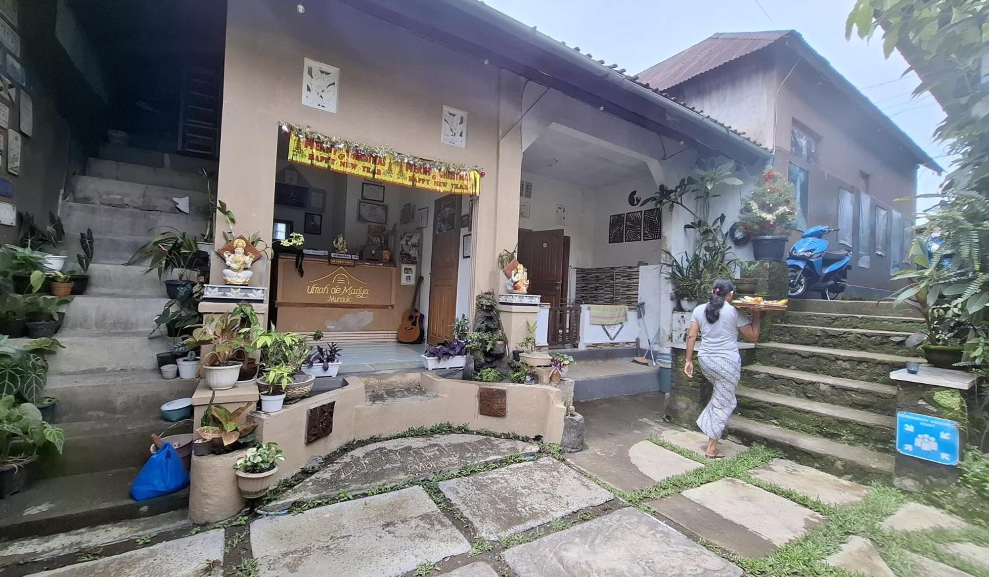 Umah De Madya & Rooftop De Madya Munduk Exterior foto